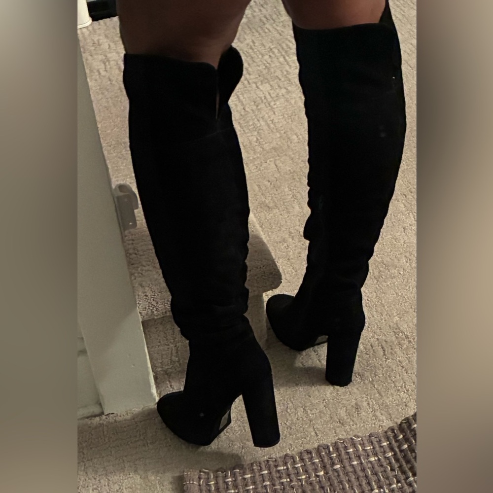 Black Knee-High Suede Boots